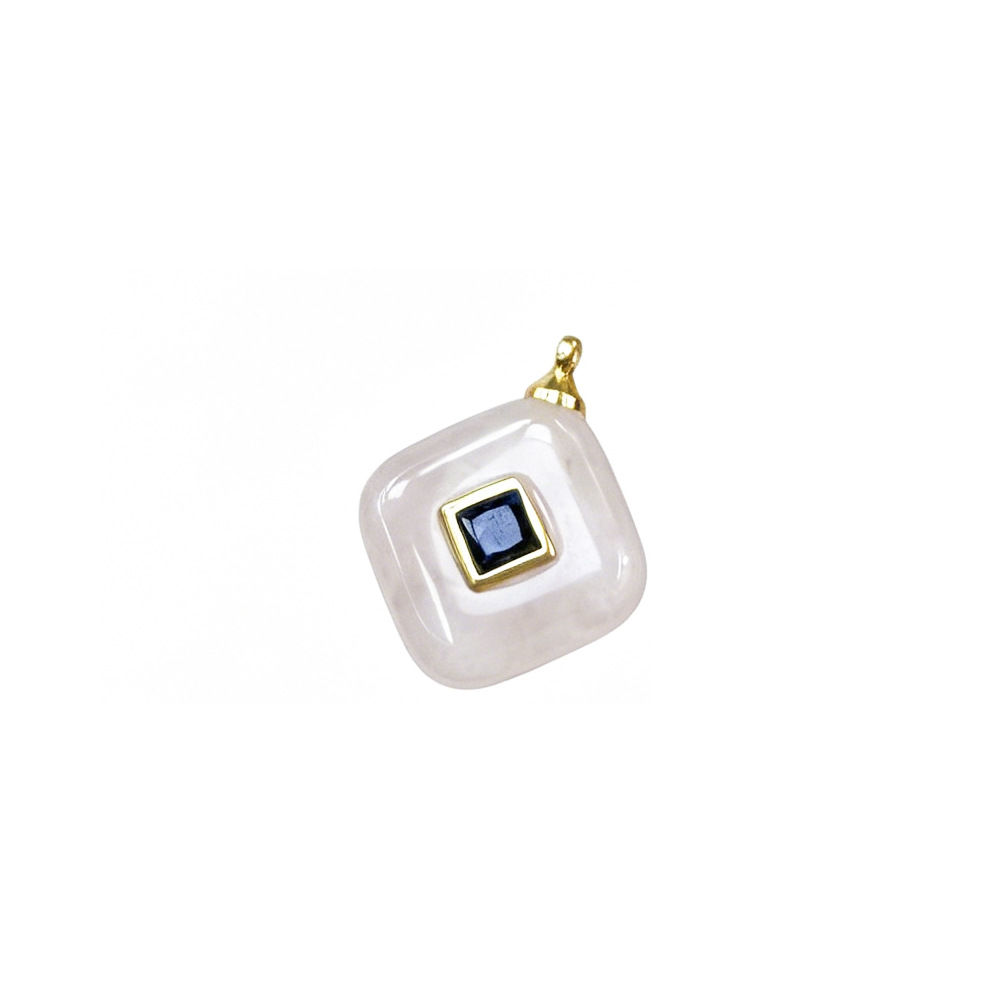 10:Diamond shaped pink crystal