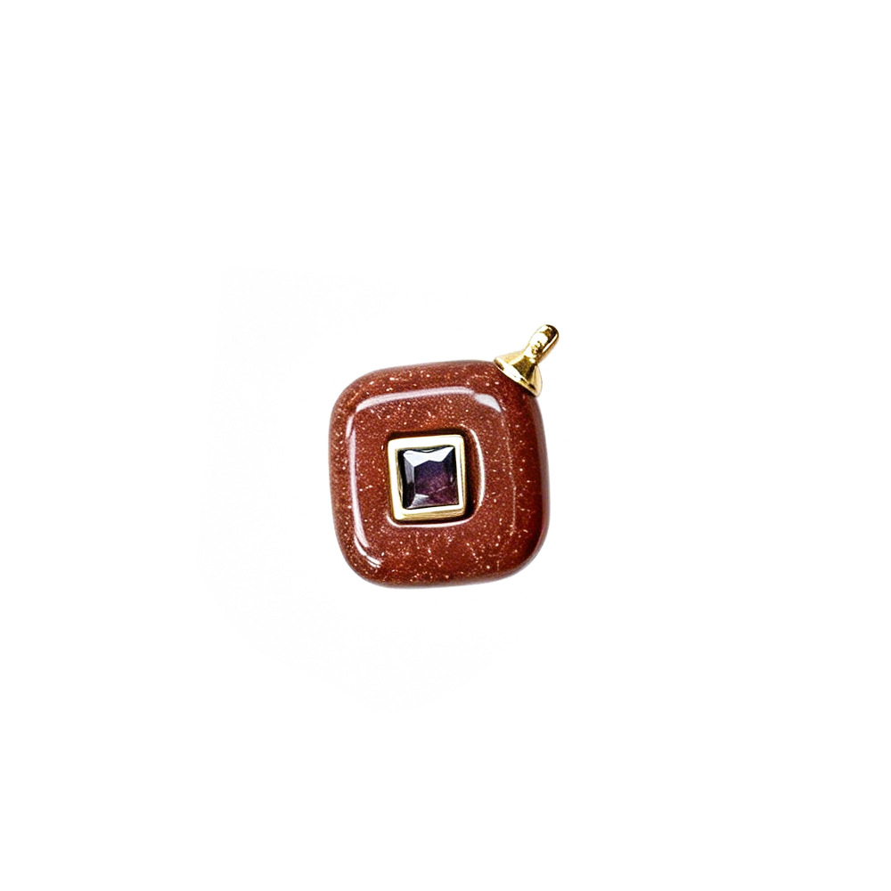22:Diamond-shaped red gold sandstone synthesis