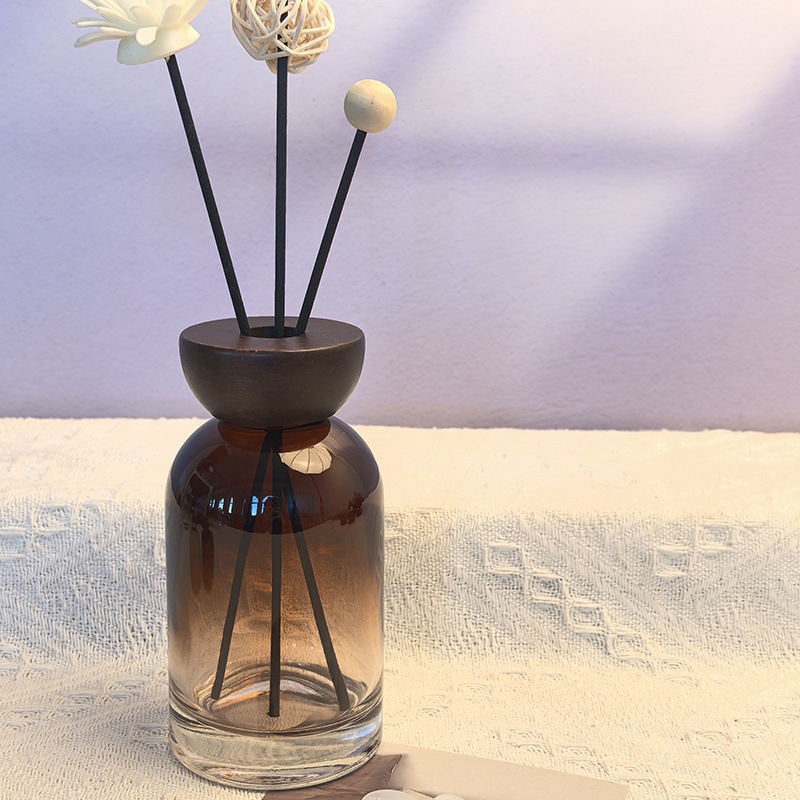 200ml round shoulder gradient brown empty bottle with brown beech cover; with 5 diffuser fiber sticks