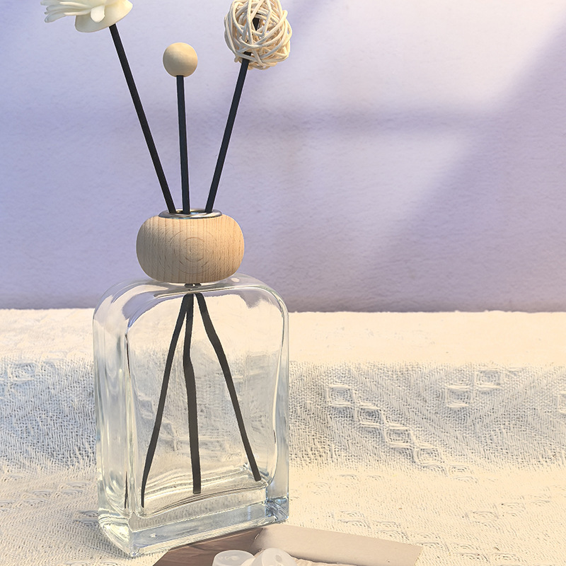 200ml flat square transparent empty bottle with solid beech cover; with 5 diffuser fiber sticks