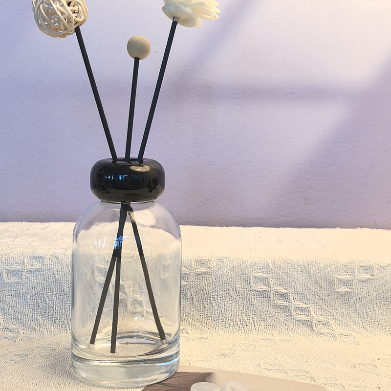 200ml round shoulder transparent empty bottle with black resin cover; with 5 diffuser fiber sticks