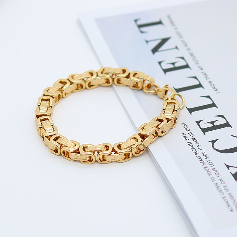 2:Gold bracelet