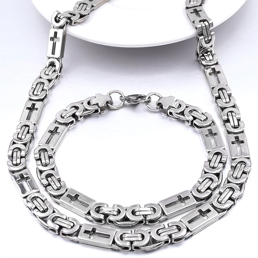3:Steel color necklace 55cm   bracelet 23cm