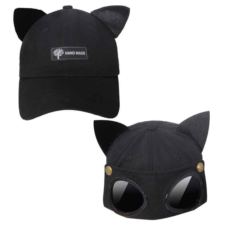 ears black