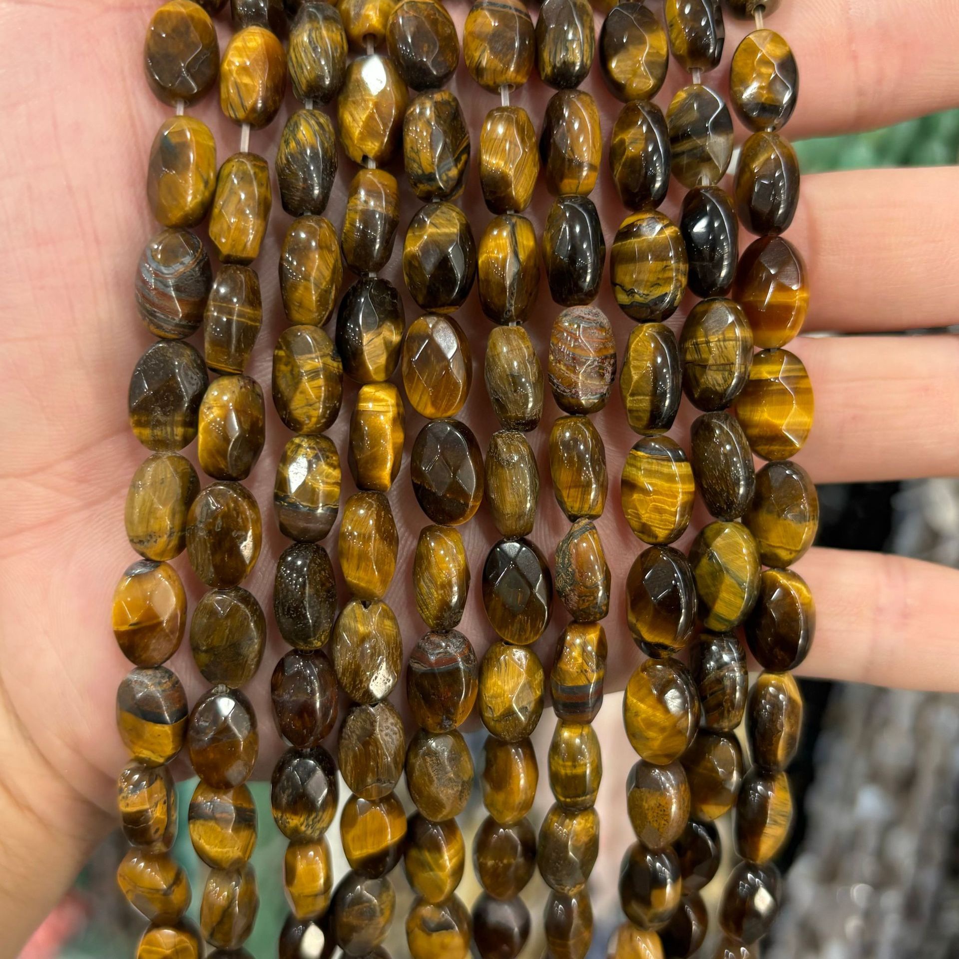 16:Yellow tiger eye stone