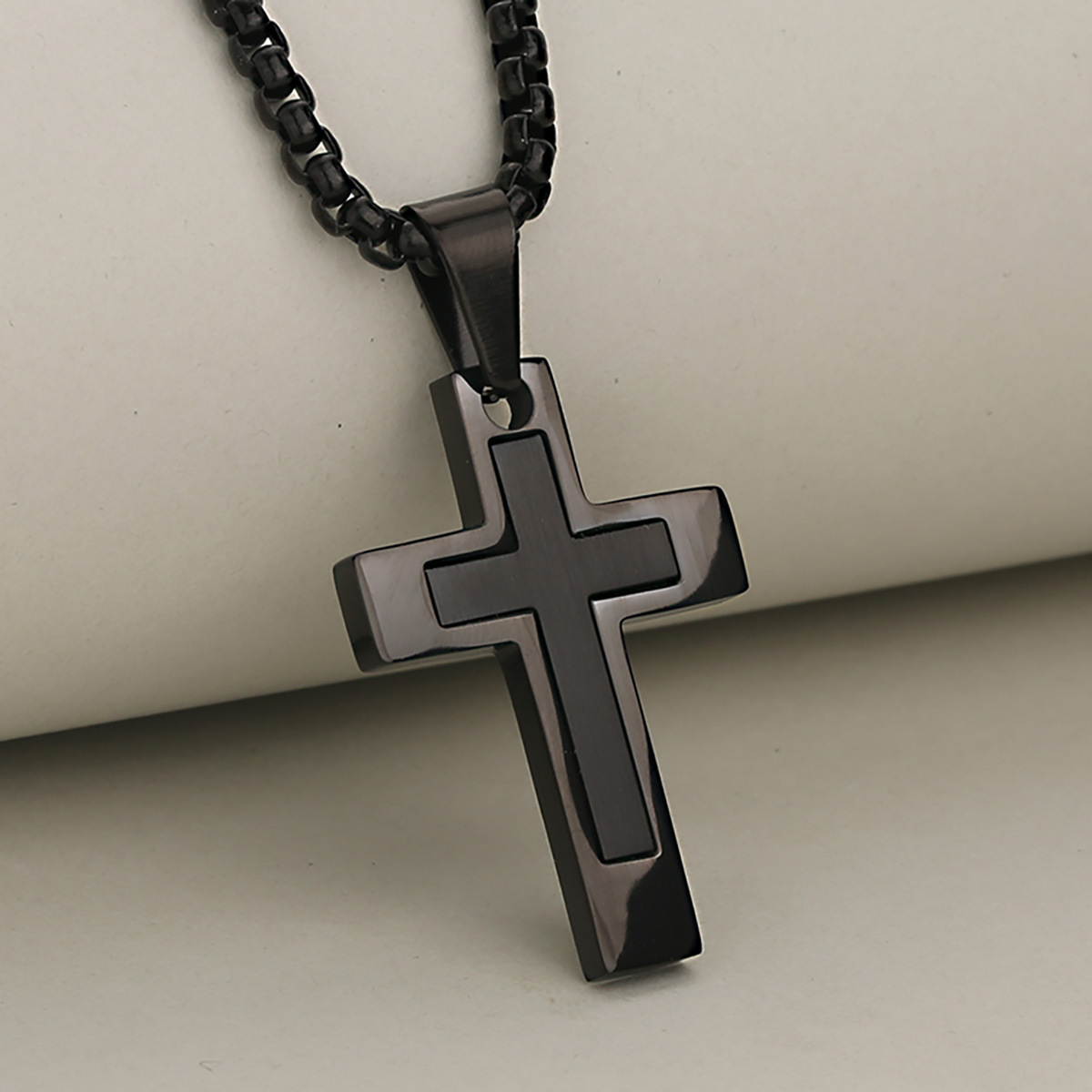 3:Black pendant   chain 60cm