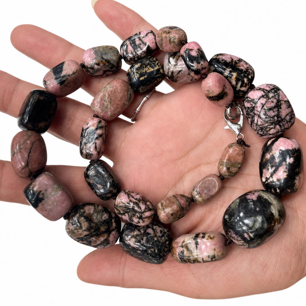 9:black line Rhodonite