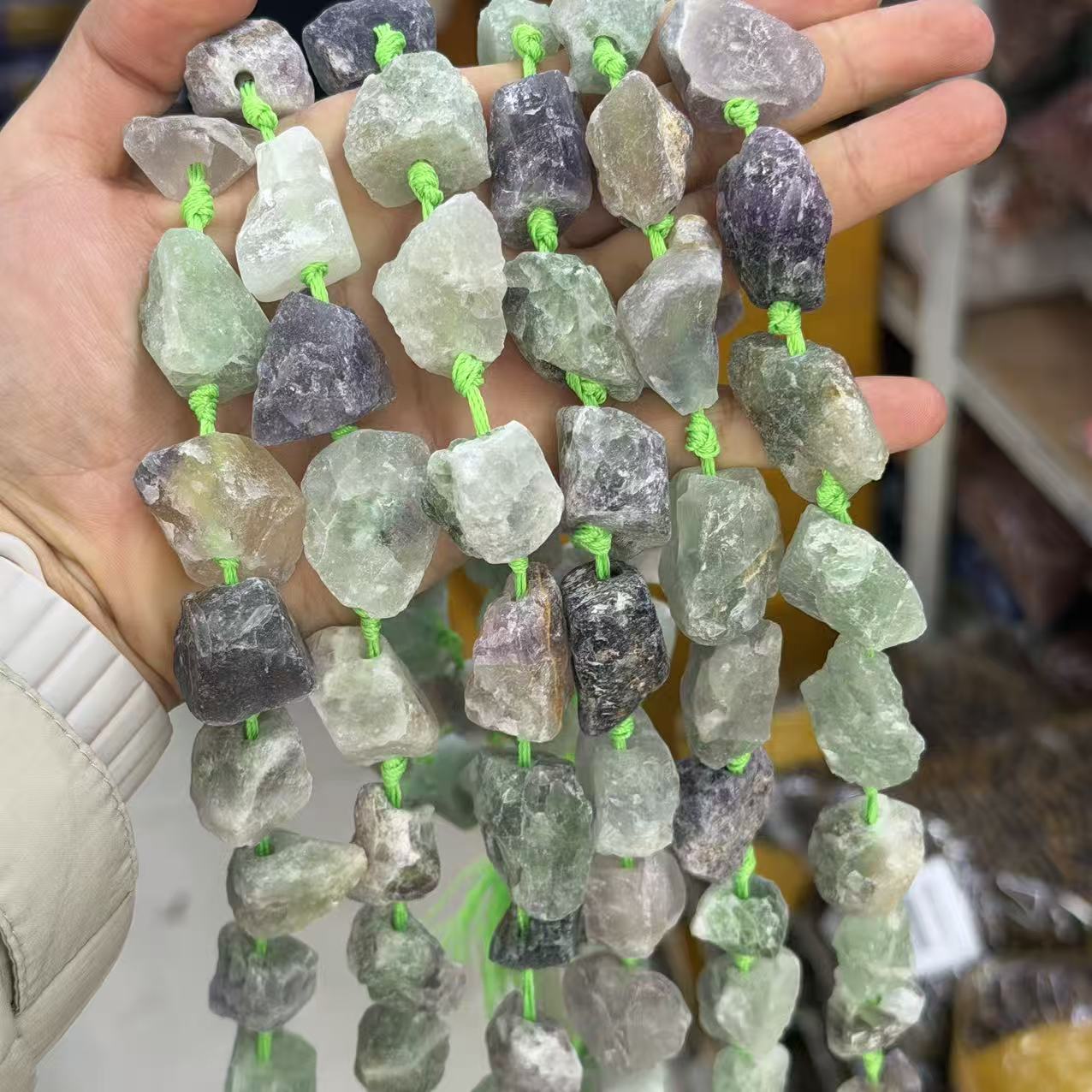 6 Colored fluorite 20-24mm/14-15pcs