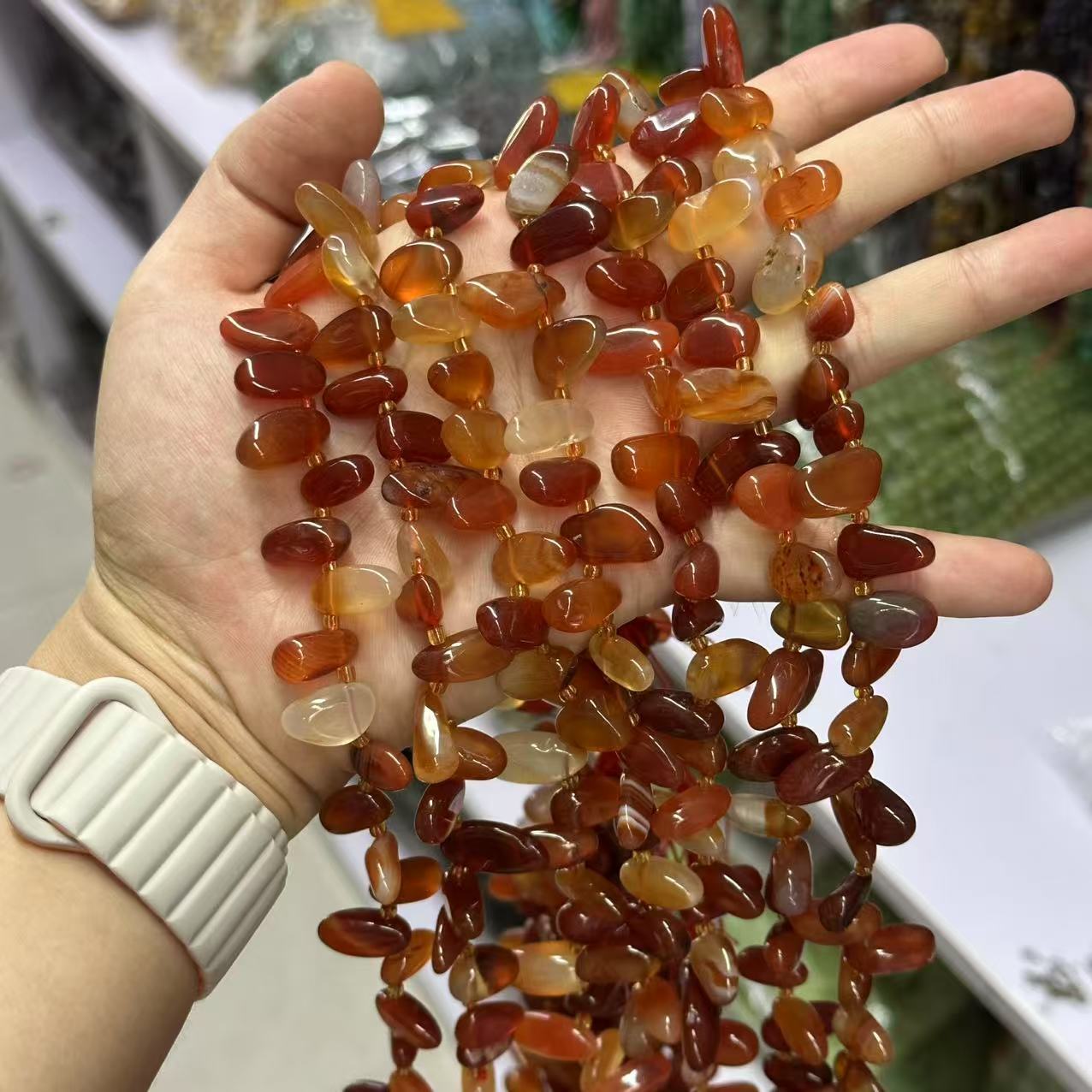 14 Red agate
