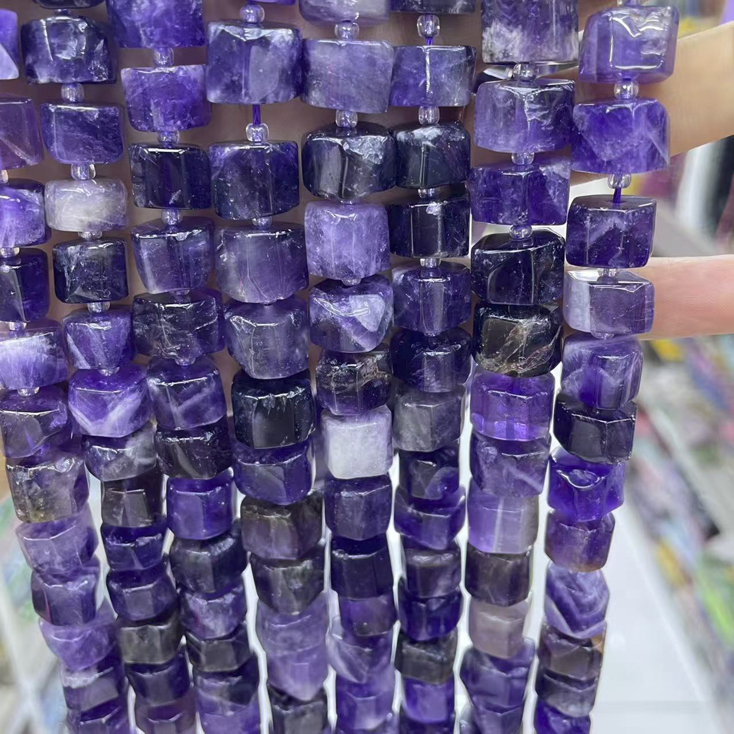 17:Uruguay amethyst