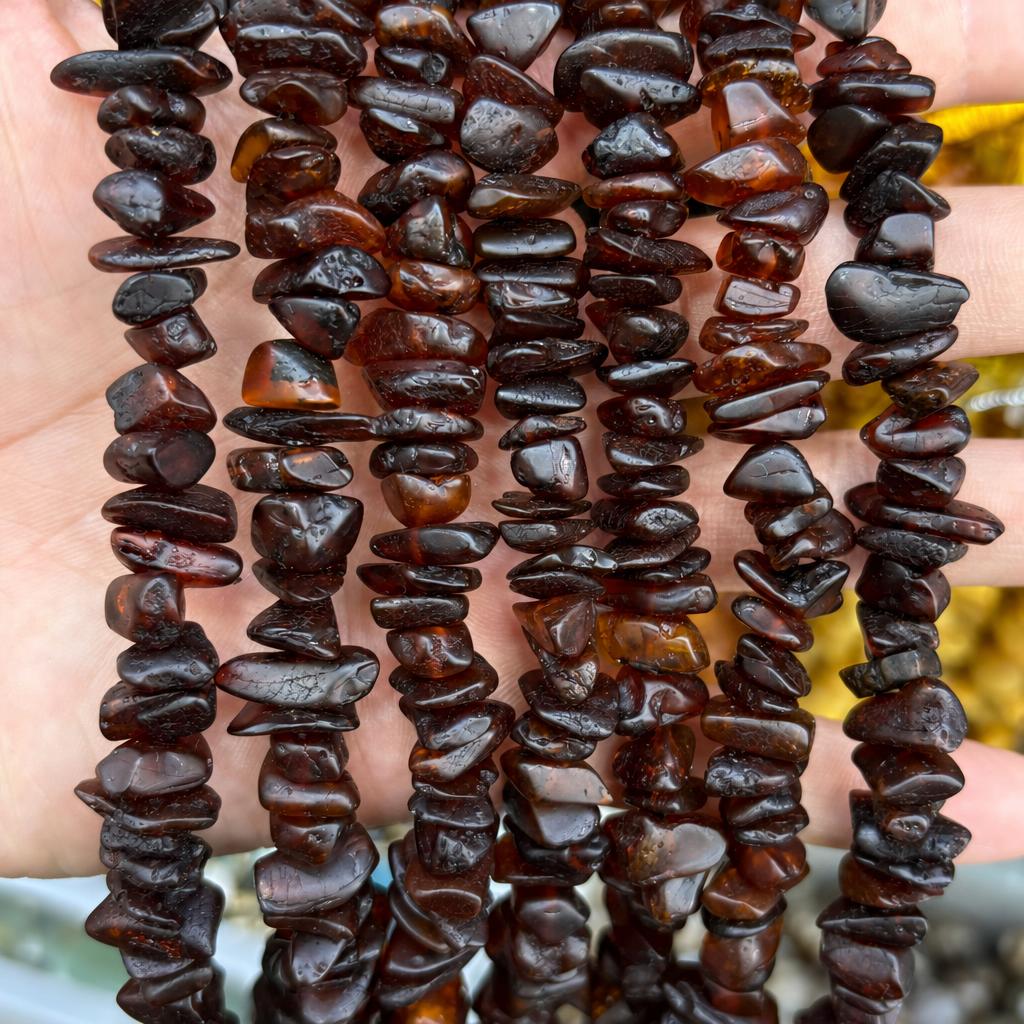 12-14mm amber medium hole gravel 2 (line length 38