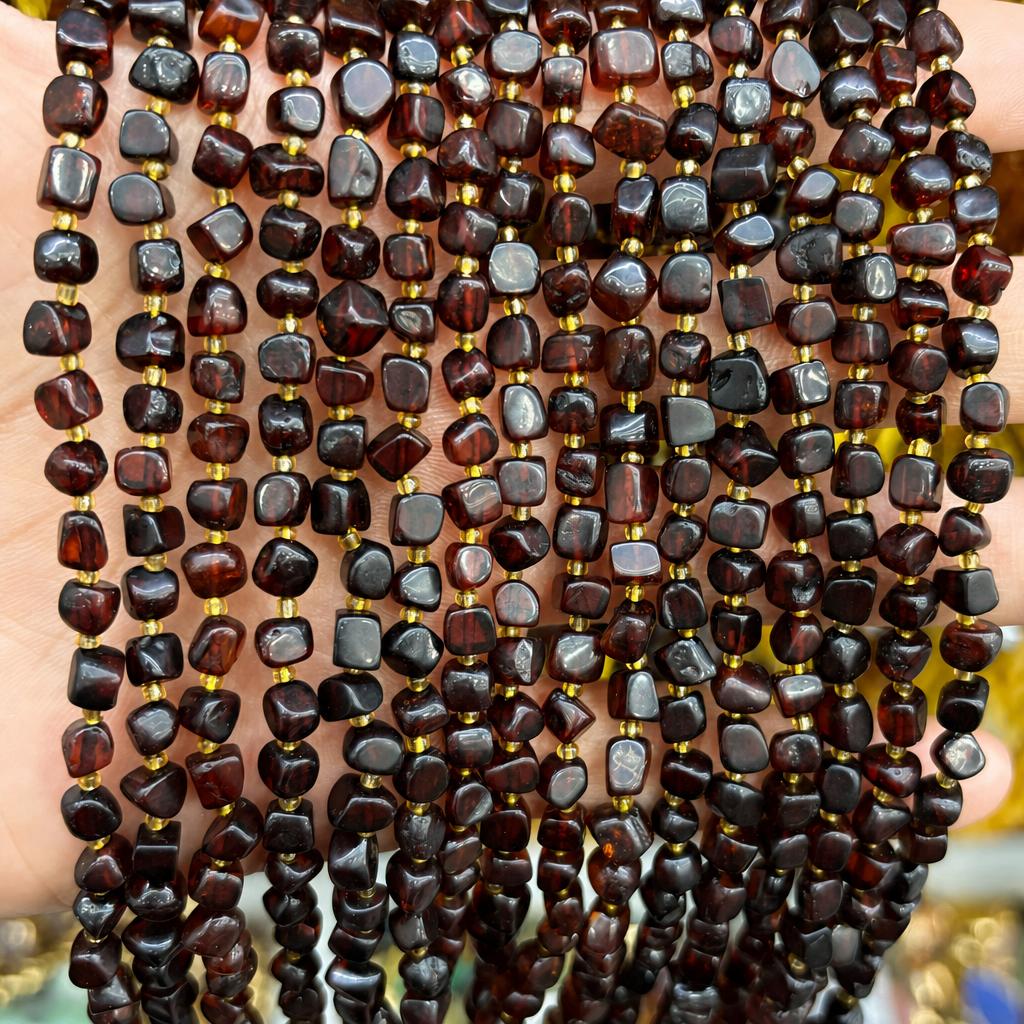 5mm amber square shape (about 60 pieces)