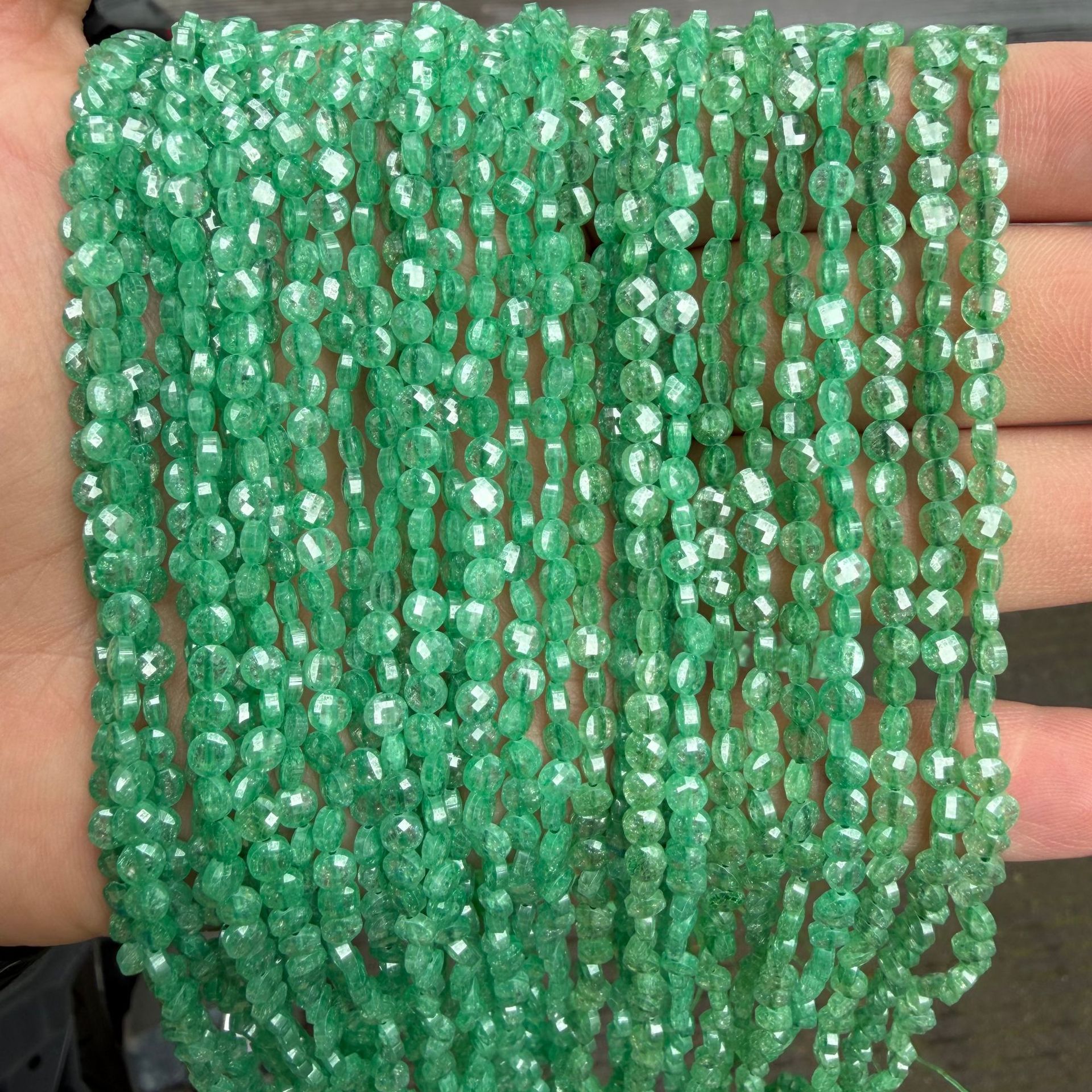 1:Ice green zirconia