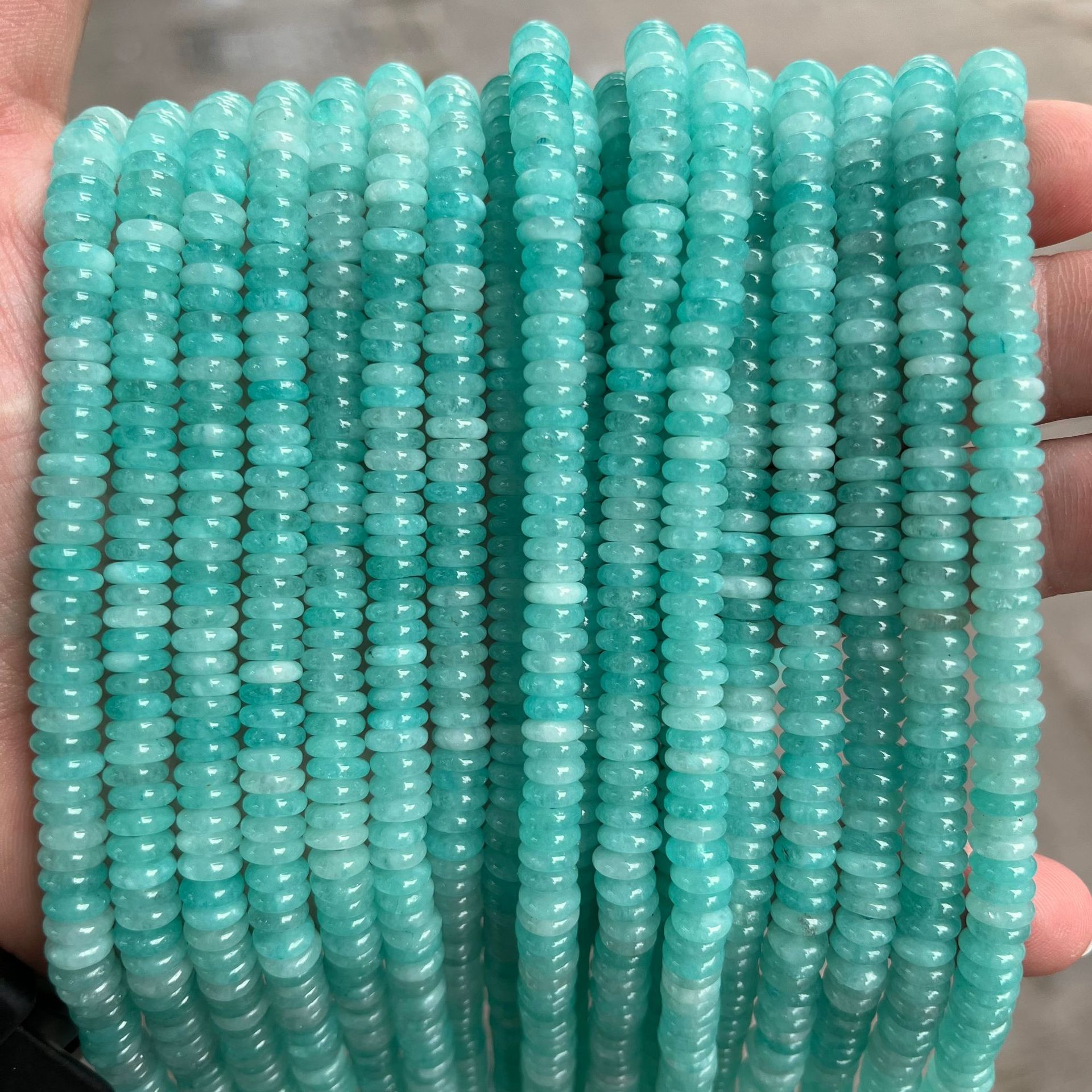 24 Light aqua