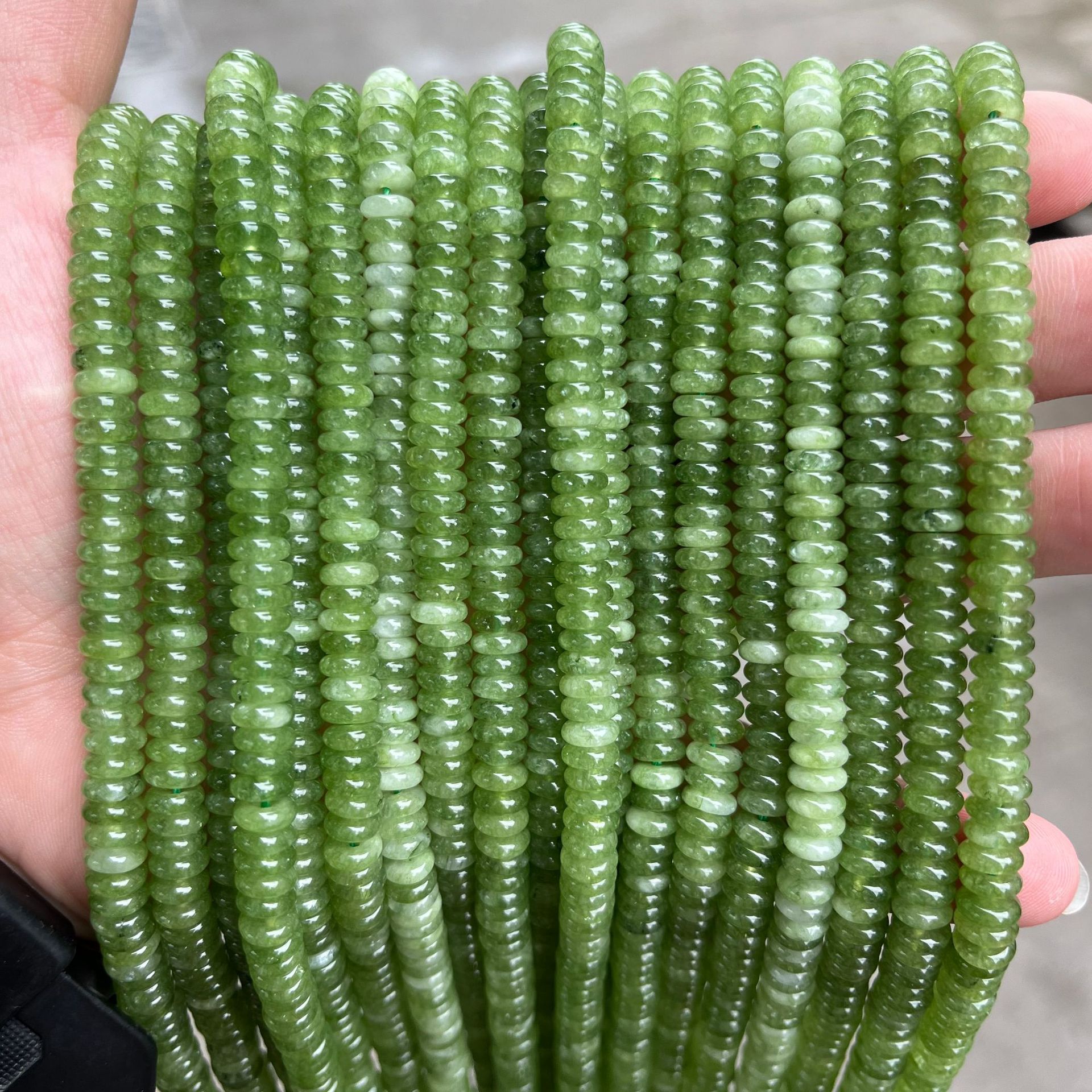 20:Emerald green