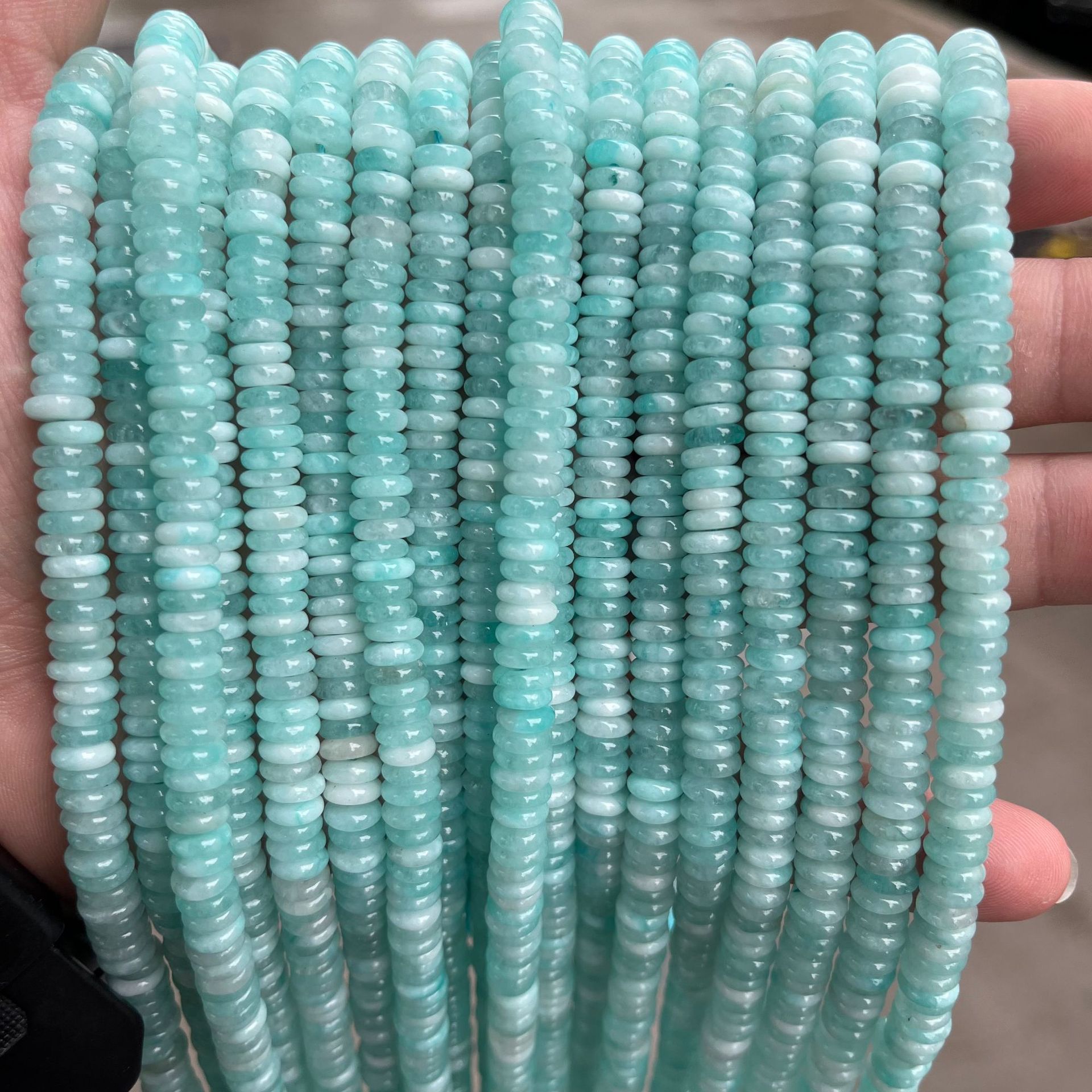 23:Aqua blue