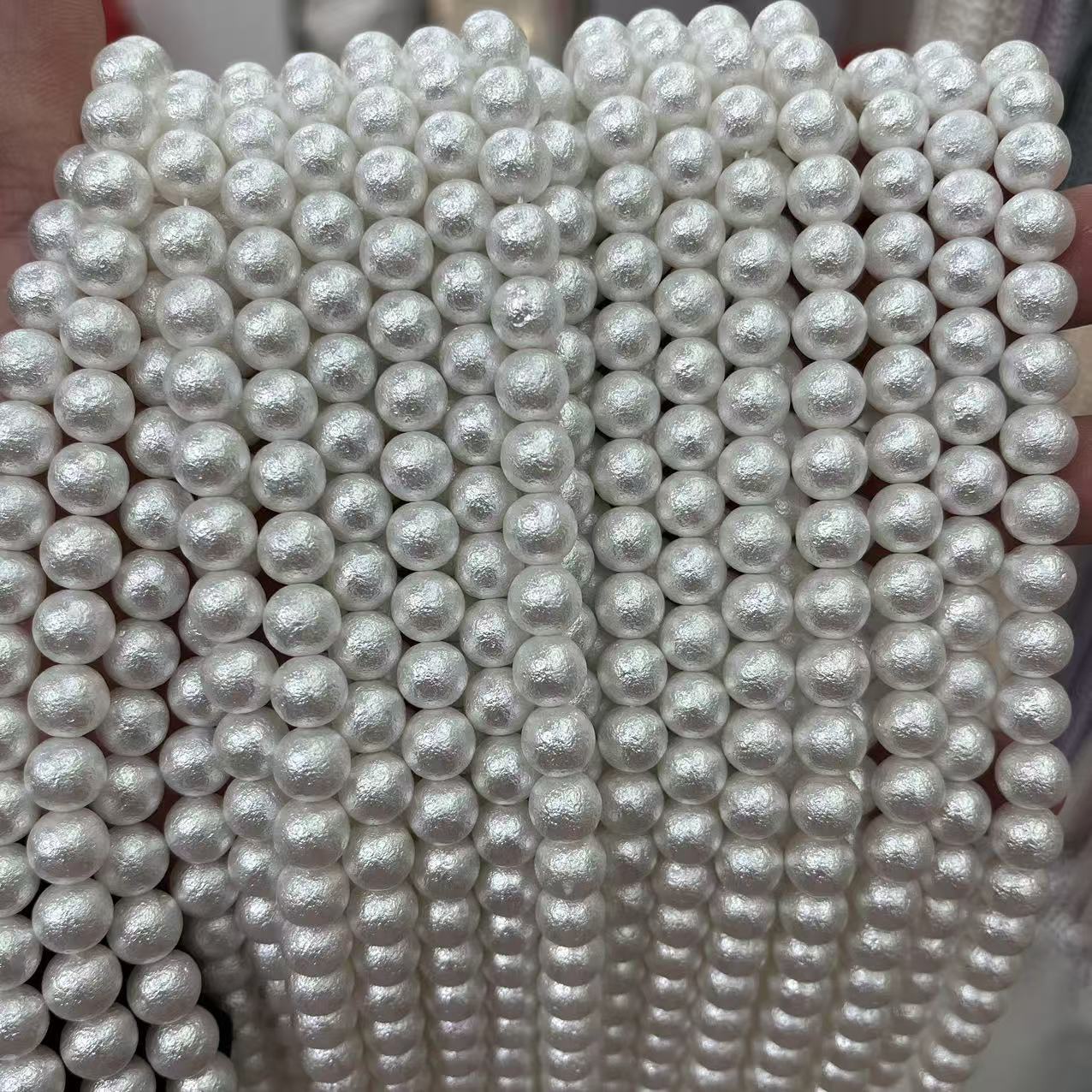 White 4mm/90pcs
