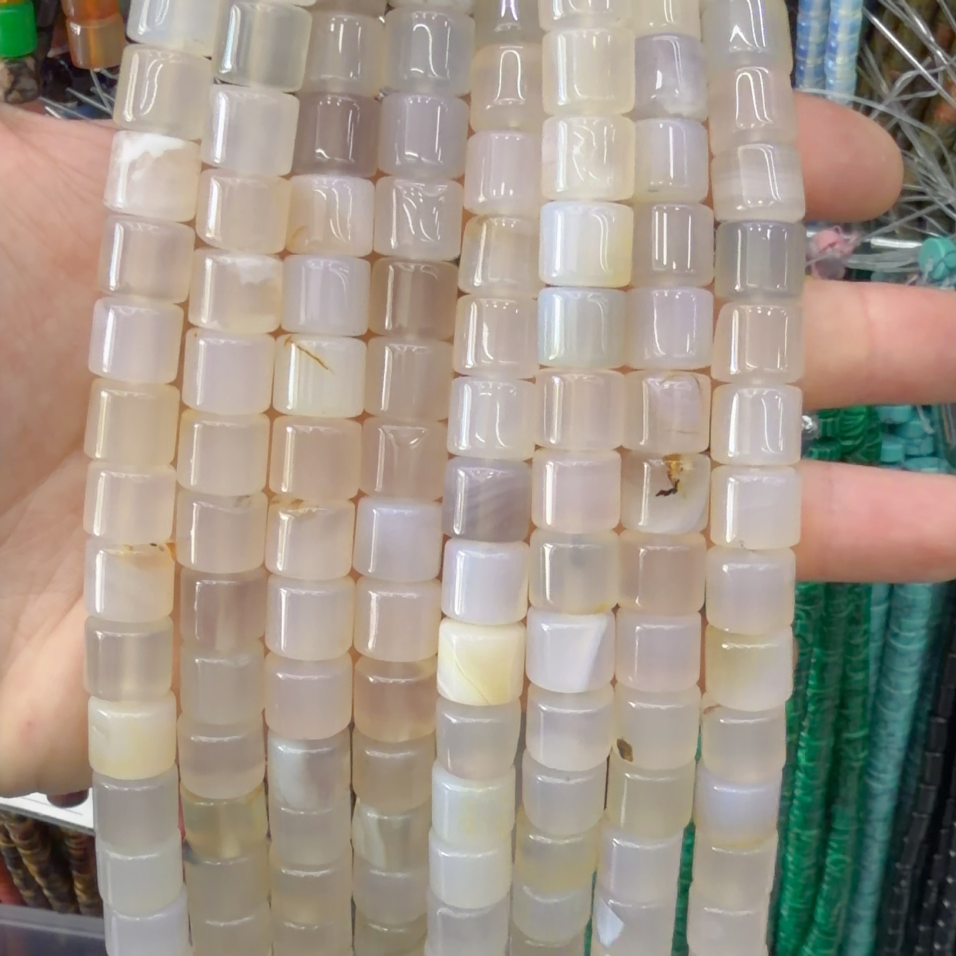 13:Gray agate