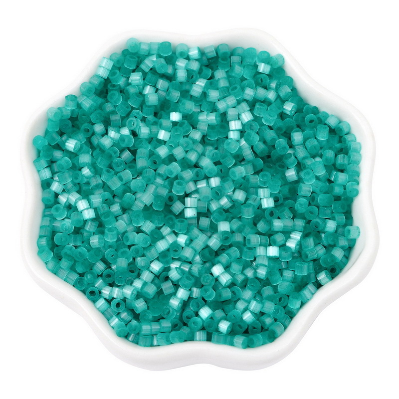 15:Green