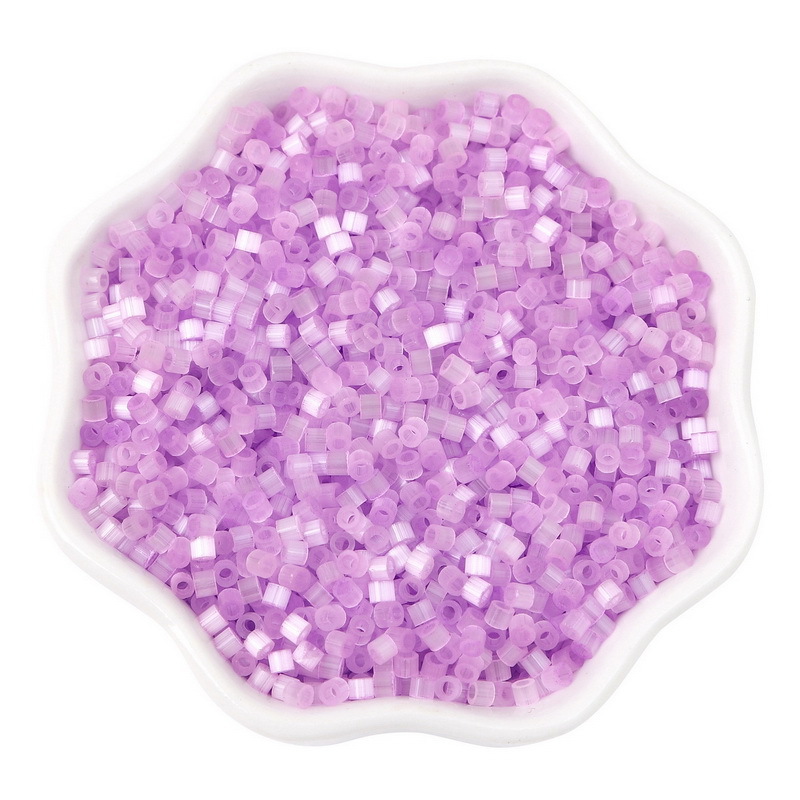 20:Plum purple