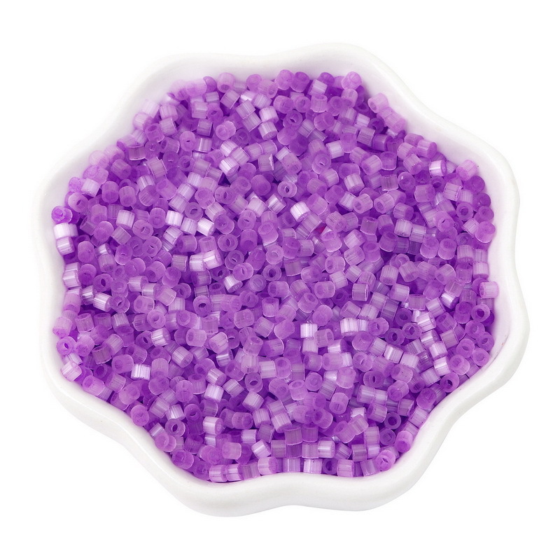 21:Lilac purple