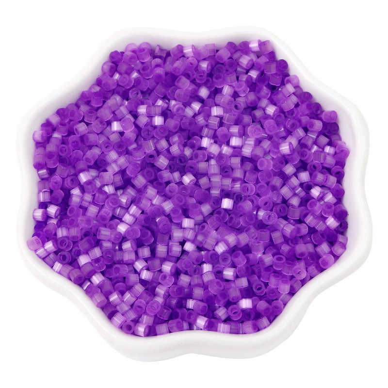 22:Dark purple