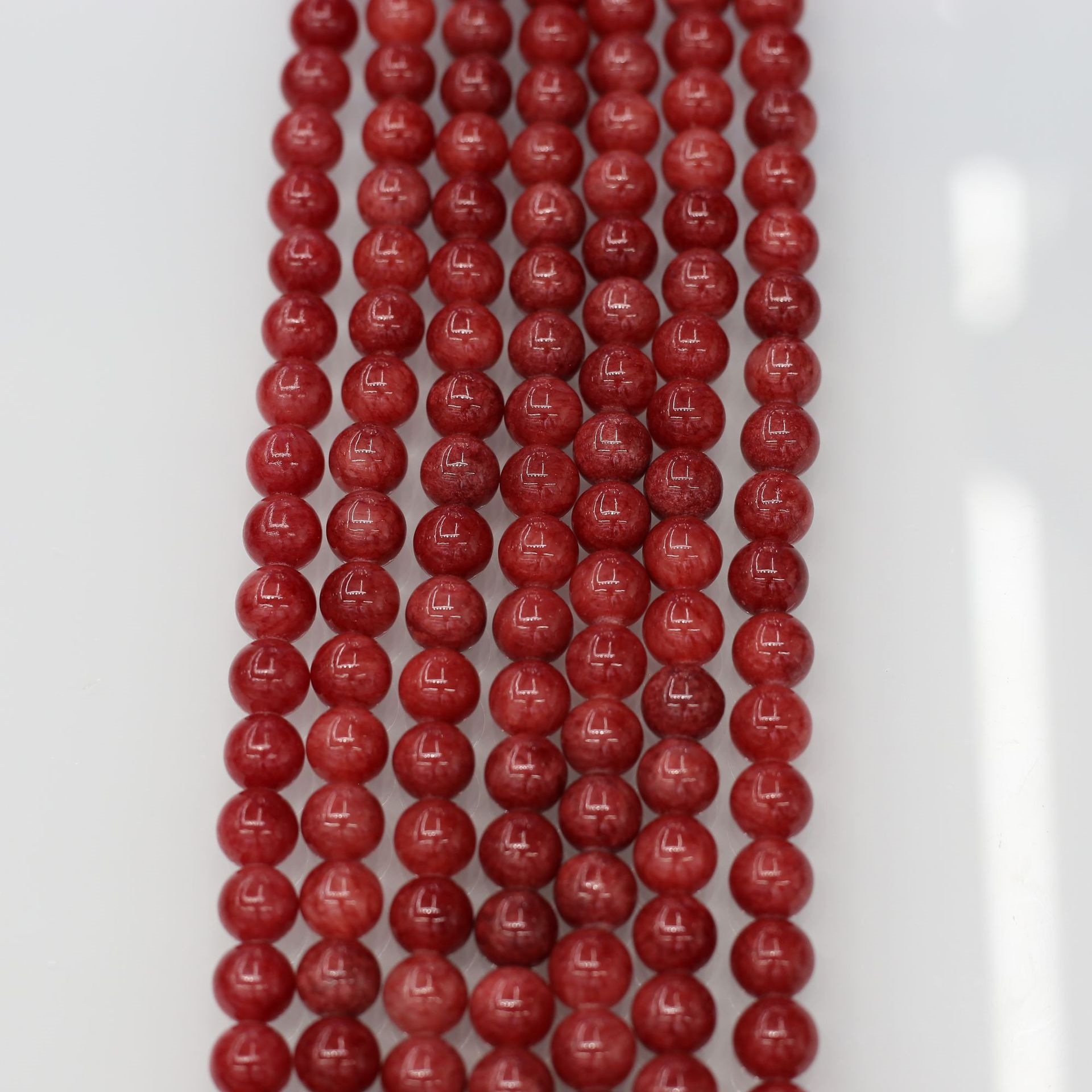 No. 19 color red agate 4mm/93pcs