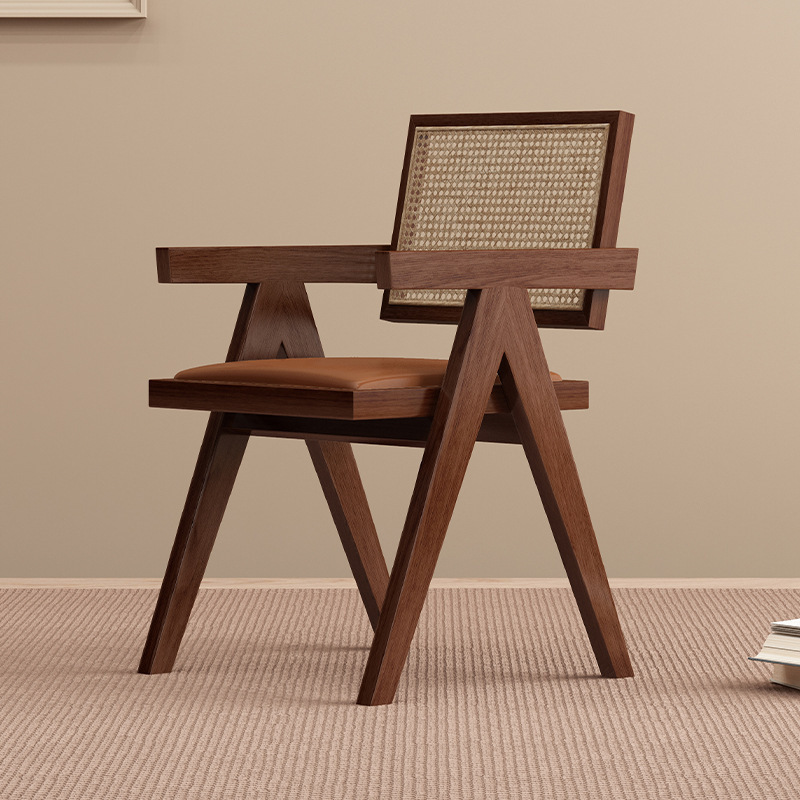 Walnut color(brown leather cushion)