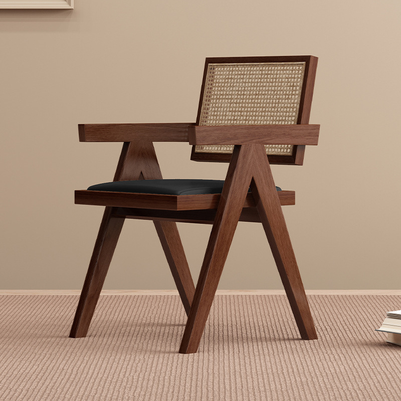 Walnut color(black leather cushion)