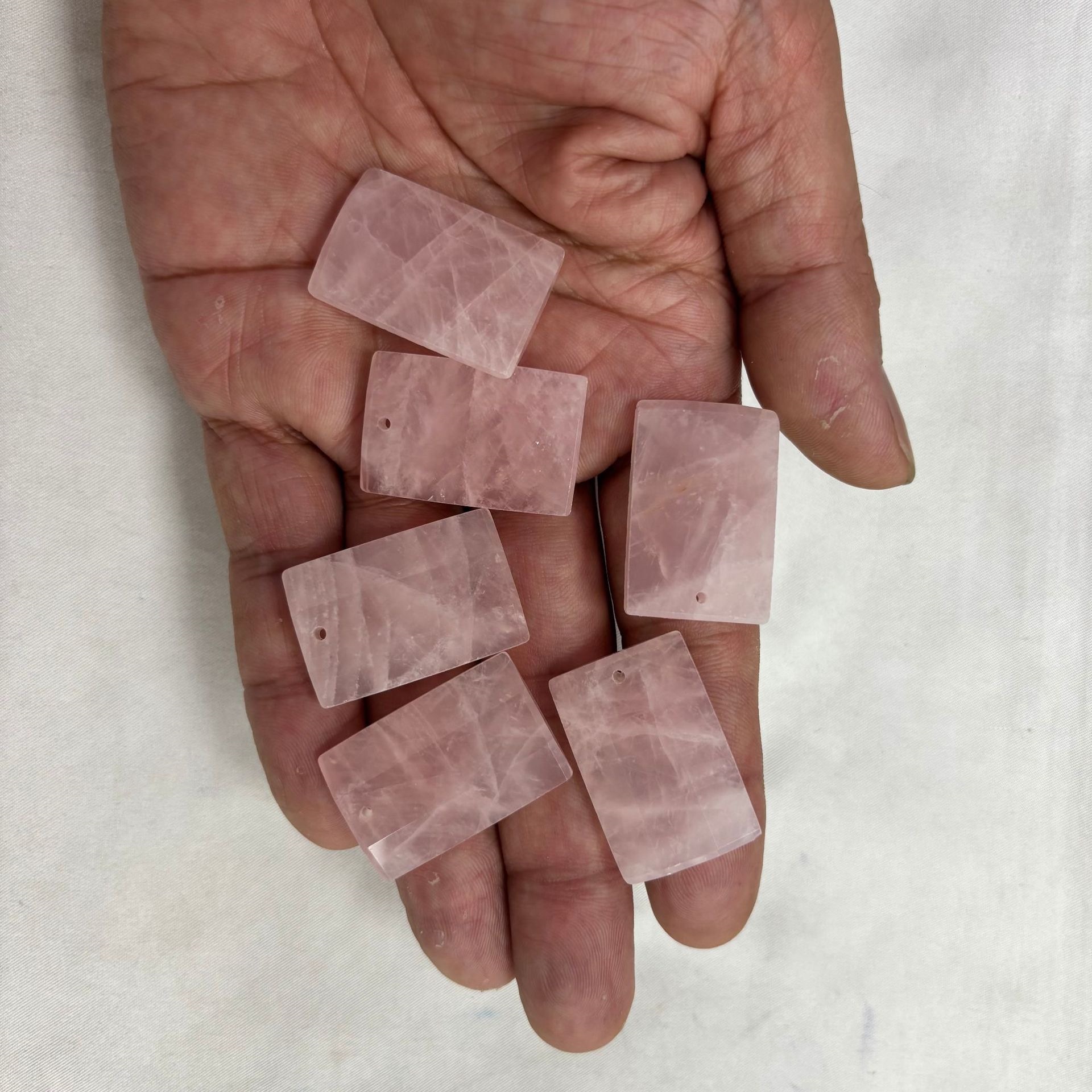 13 Rose quartz