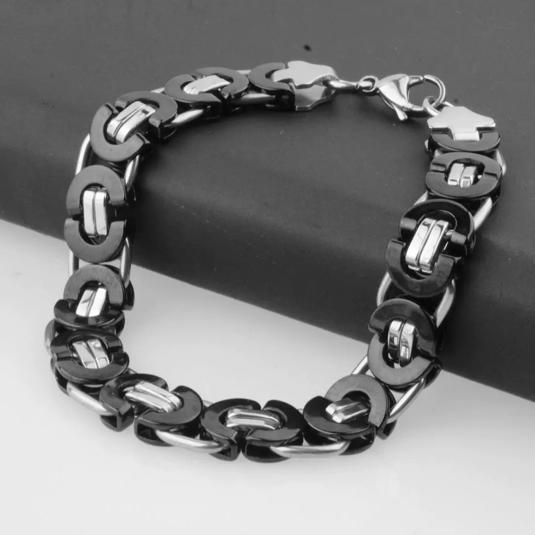 28:11mm black bracelet 22cm