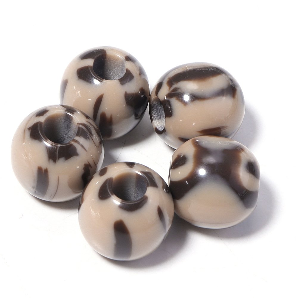 4:Milk tea brown