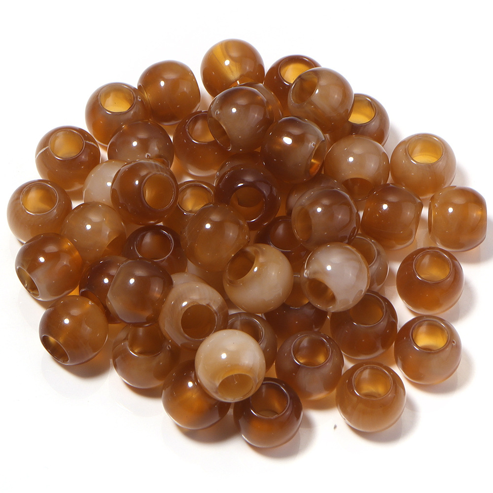 34:Light brown round