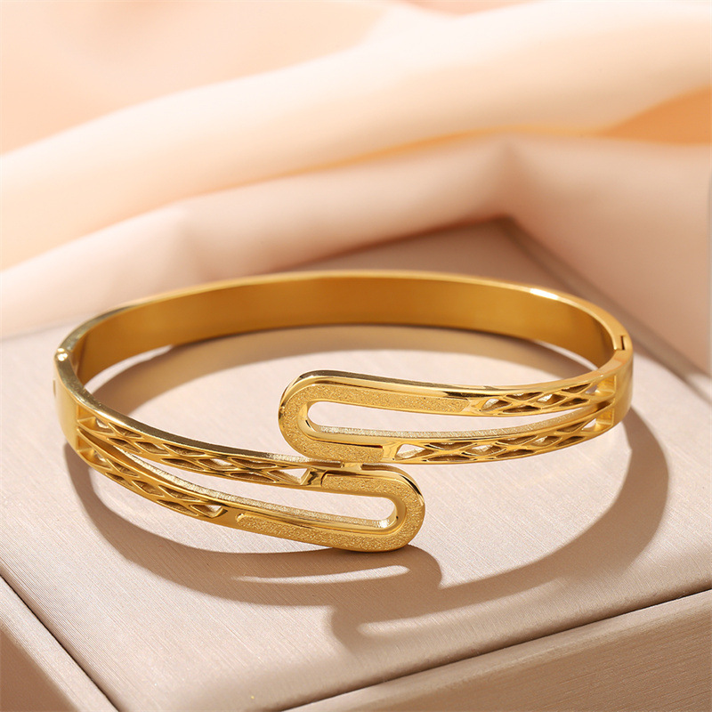 1:Gold