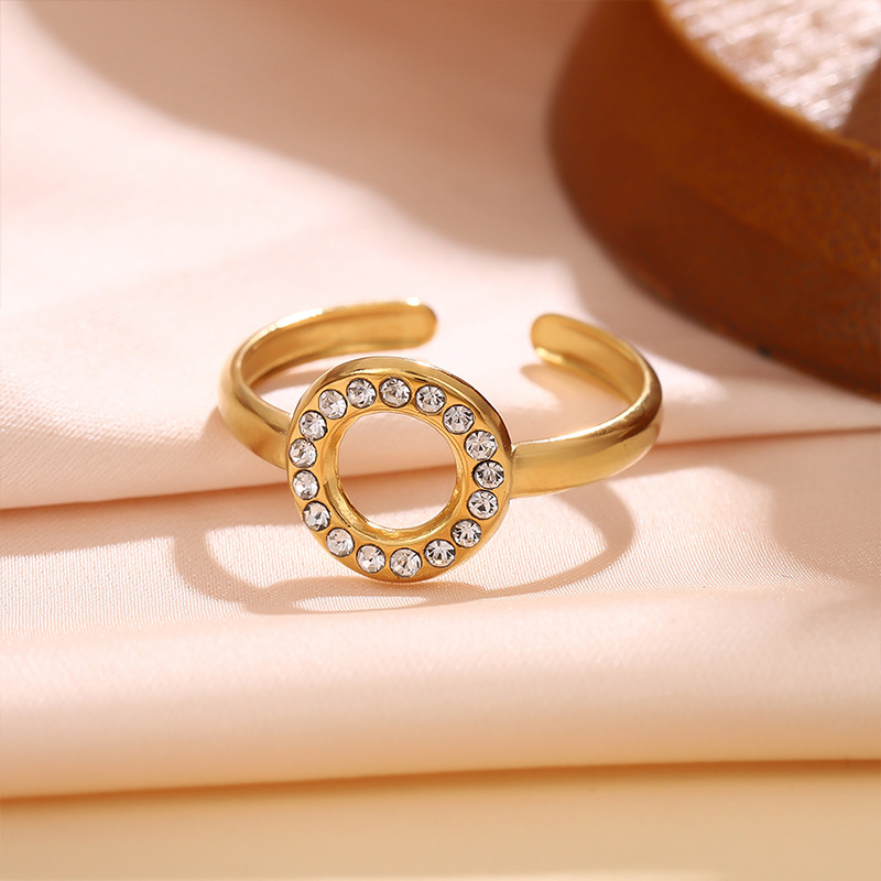2:Golden white diamond
