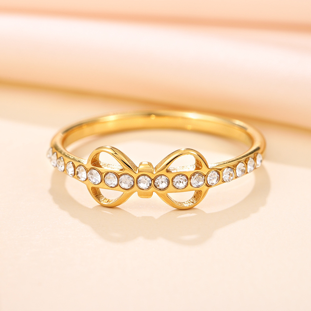 4:Bow gold