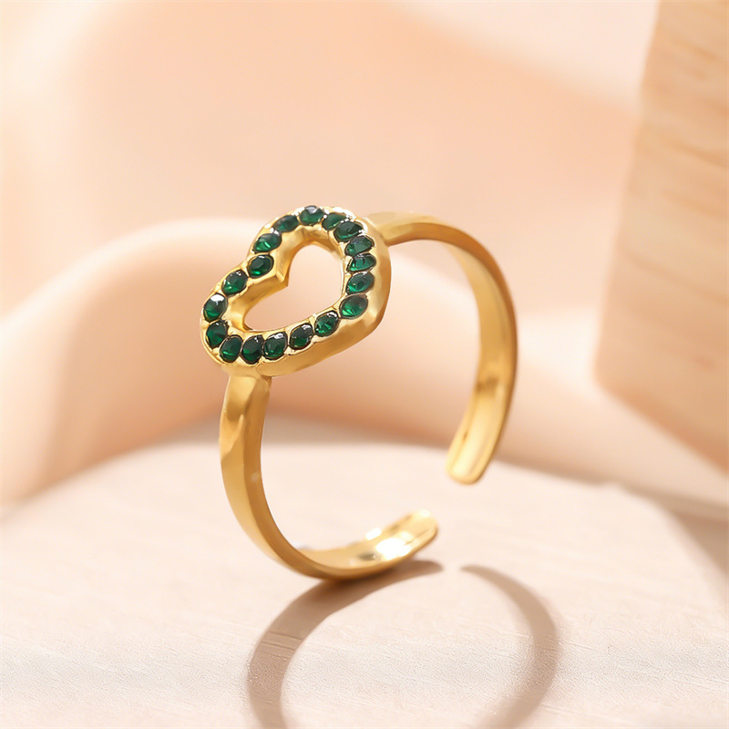 2:Golden green diamond