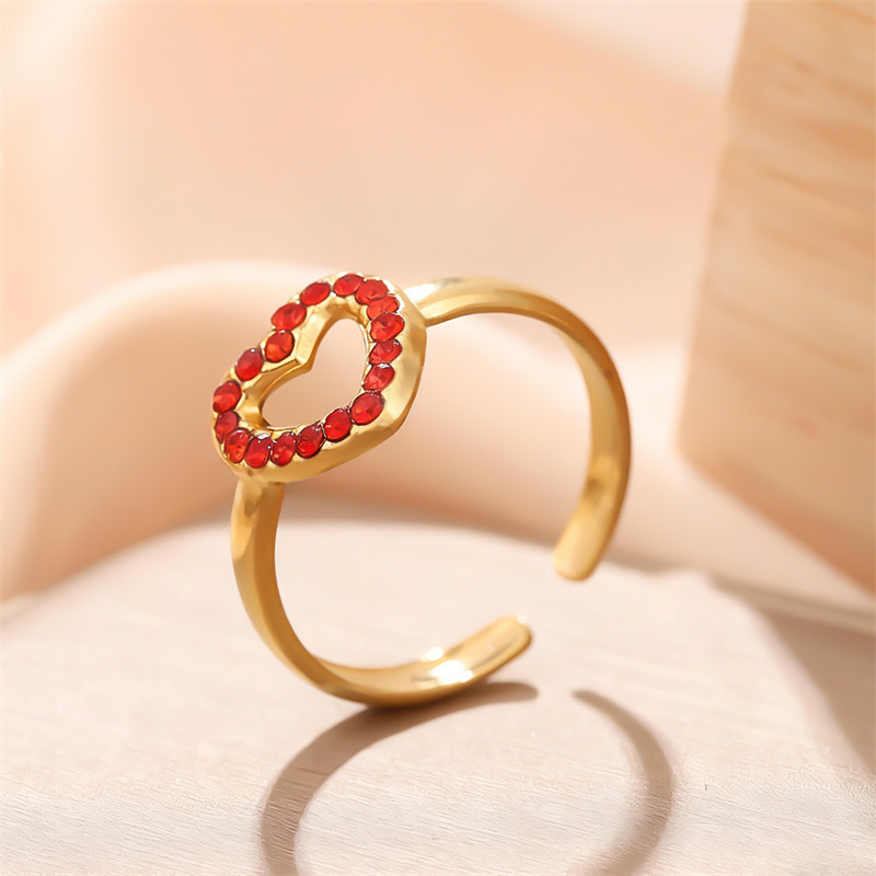 3:Golden red diamond