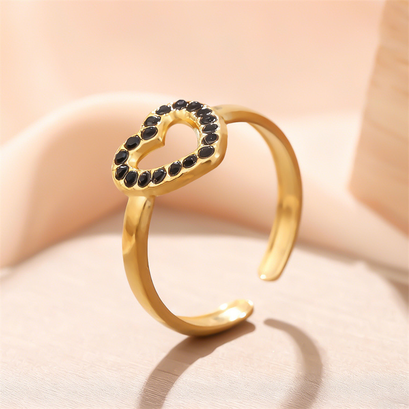 5:Golden black diamond