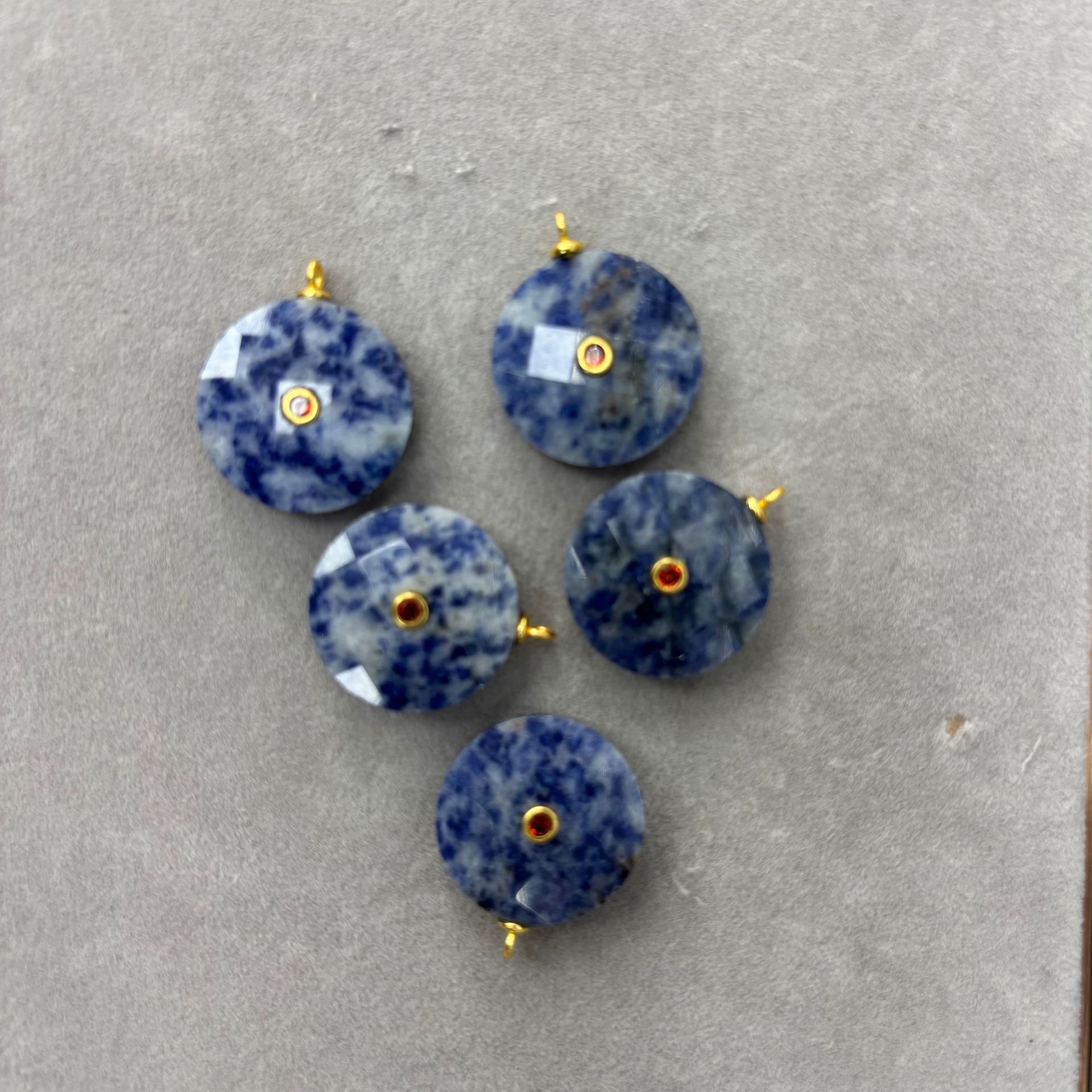 2 Blue Spot