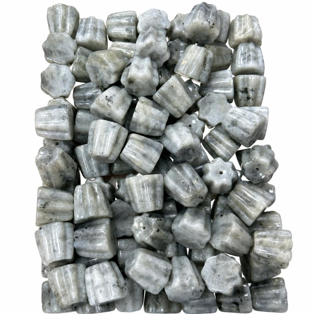 10 Gray flash