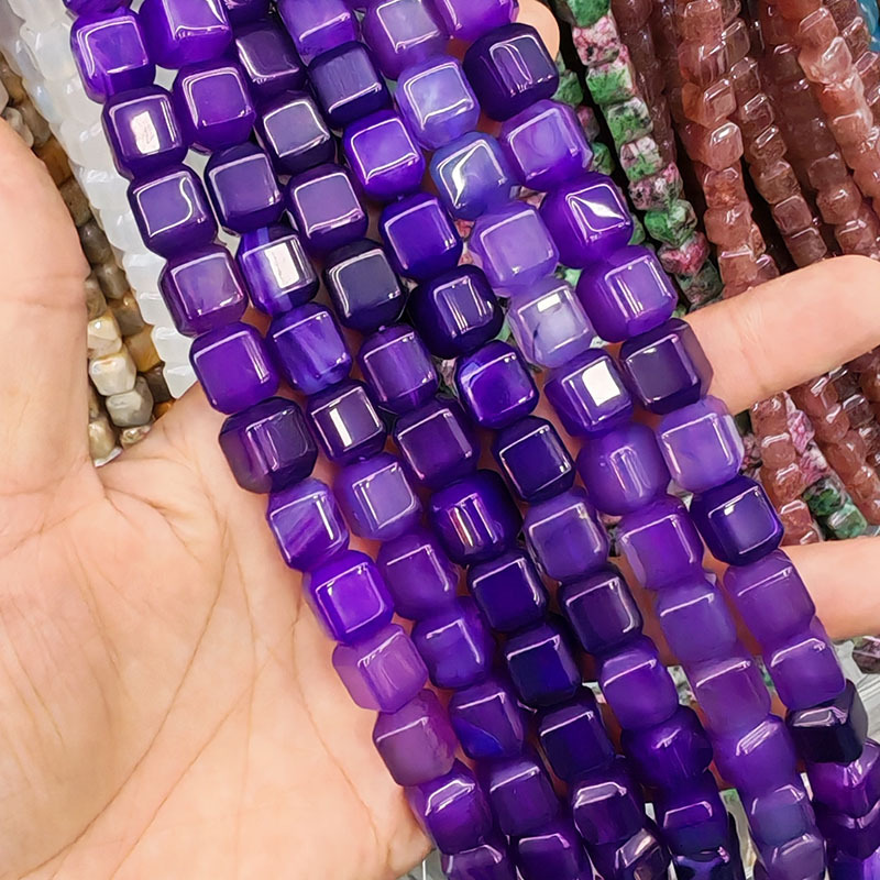 22:Striped purple agate