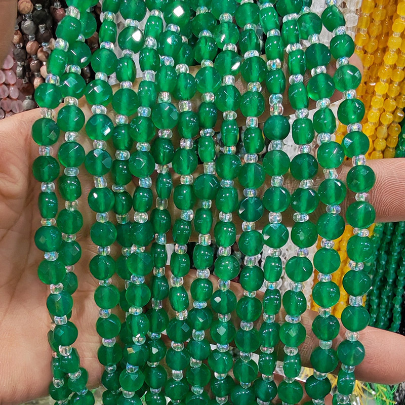 16:Green agate