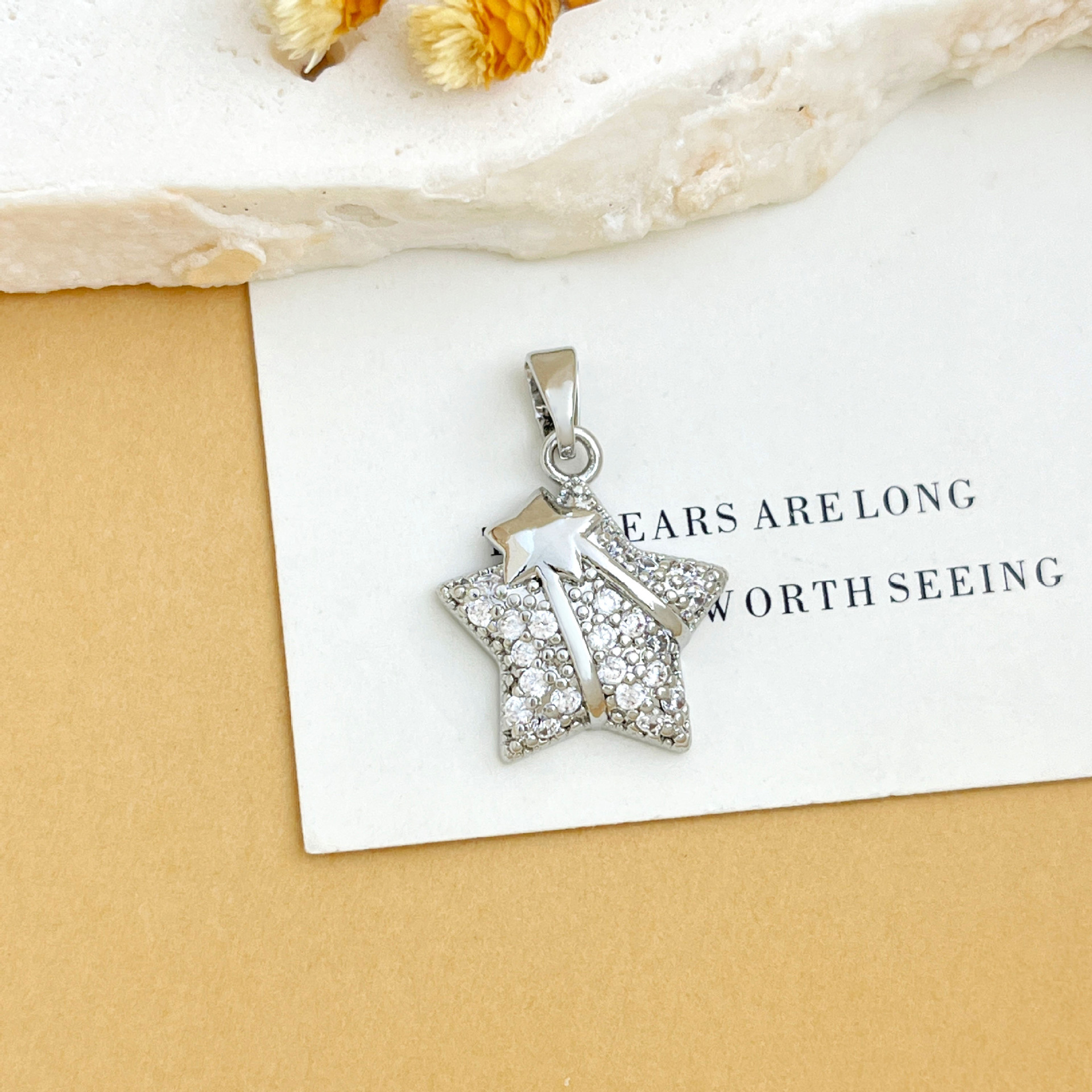 11:Xl4085 meteor pendant silver