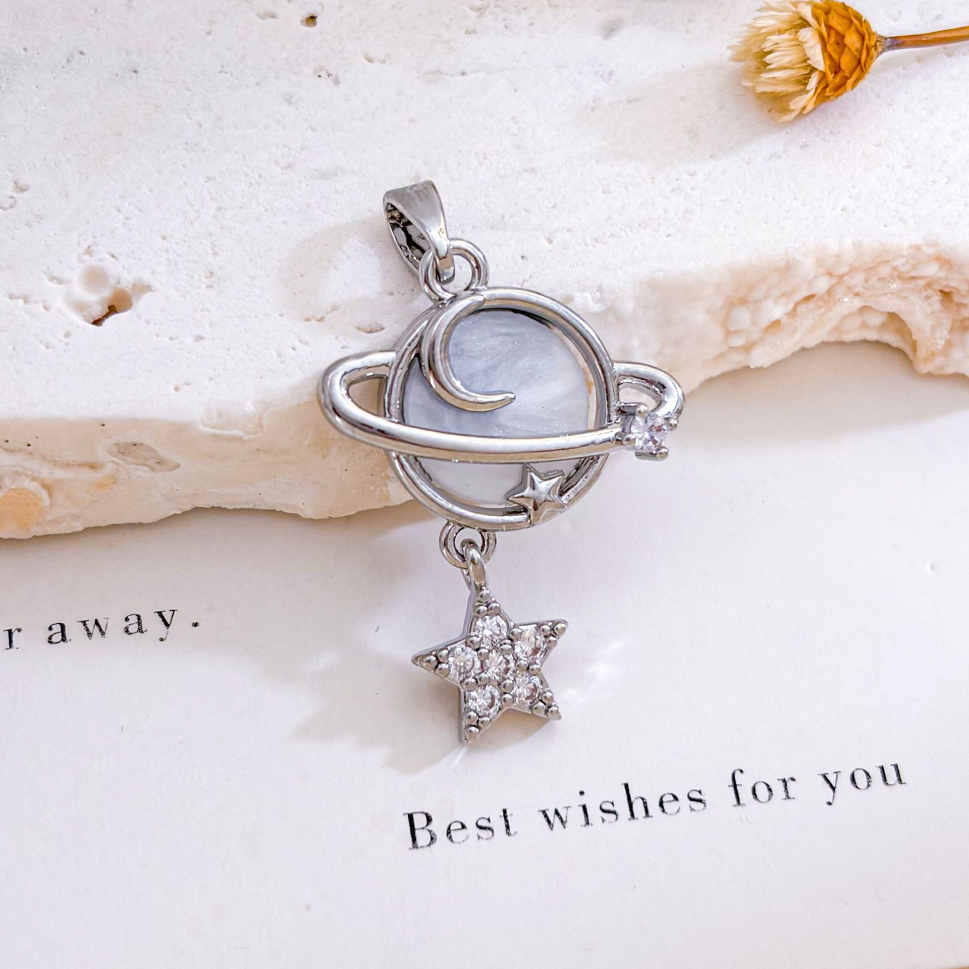 17:Xl4539 planet pendant silver large