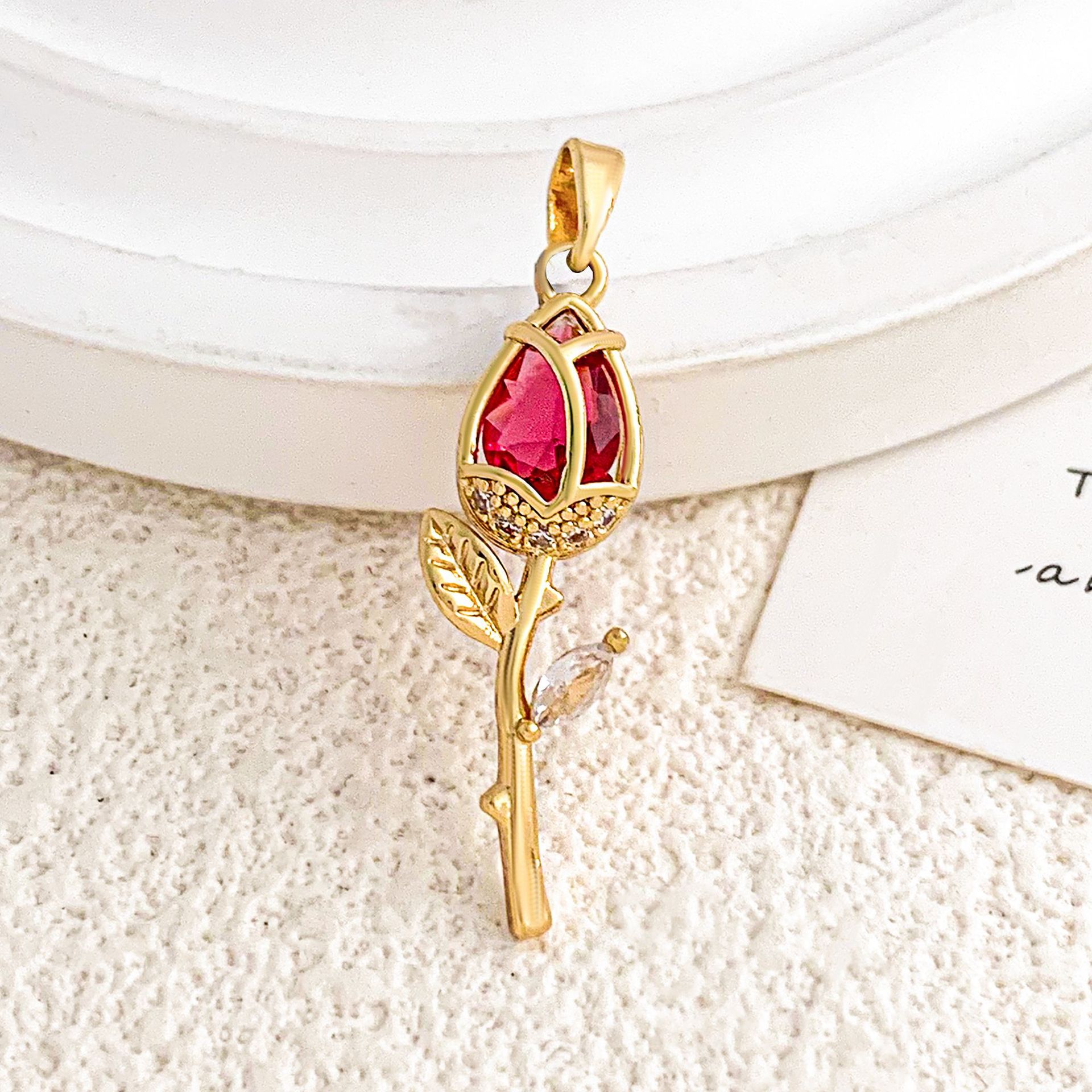 Xl2983 rose red rose pendant gold
