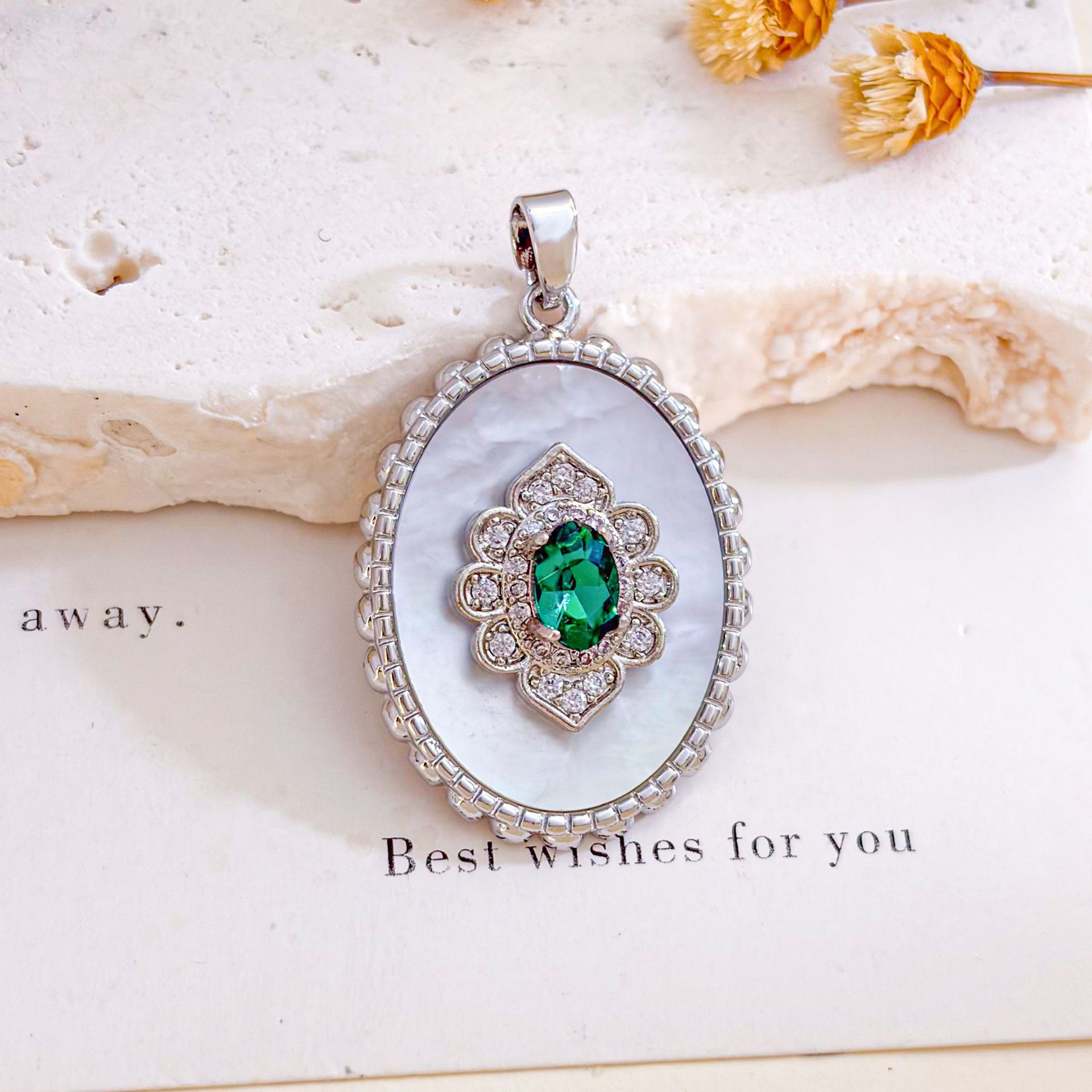 5:Xl970 vintage flower pendant silver