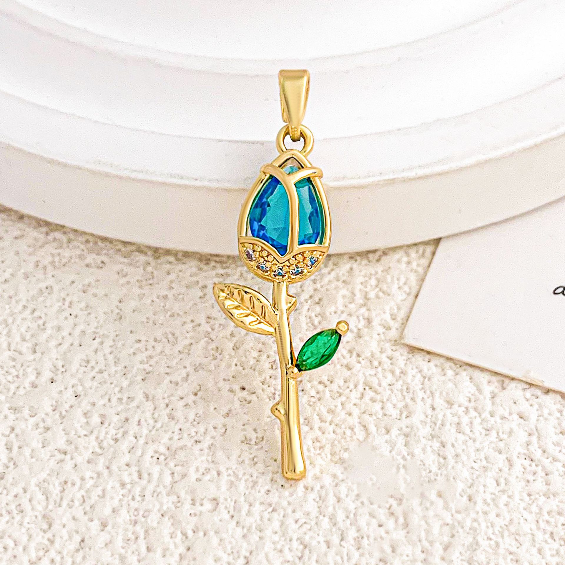 4:Xl2983 sea blue rose pendant golden green leaves