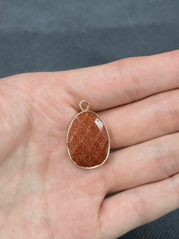 9:Goldstone