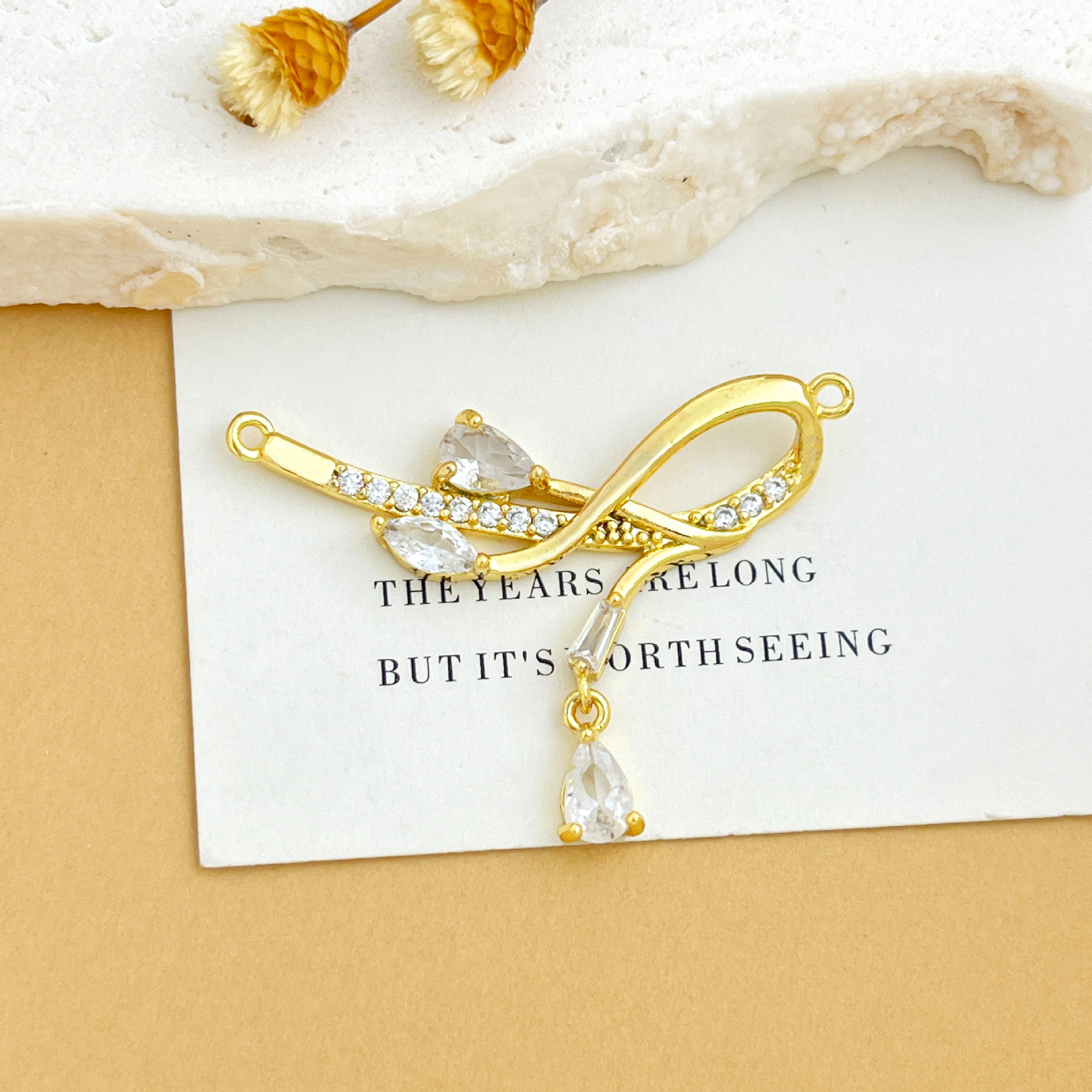 10:Xl6073 bow water drop pendant gold